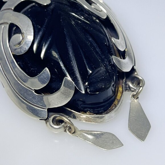 Vintage sterling silver and carved Obsidian pendant, Mayan Warrior, Mexico - Picture 5 of 9